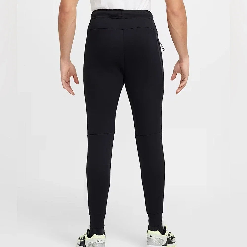 Nike Men's Black Tech Fleece Slim Fit Jogger Sweatpants‎ Zipper Pocket Medium